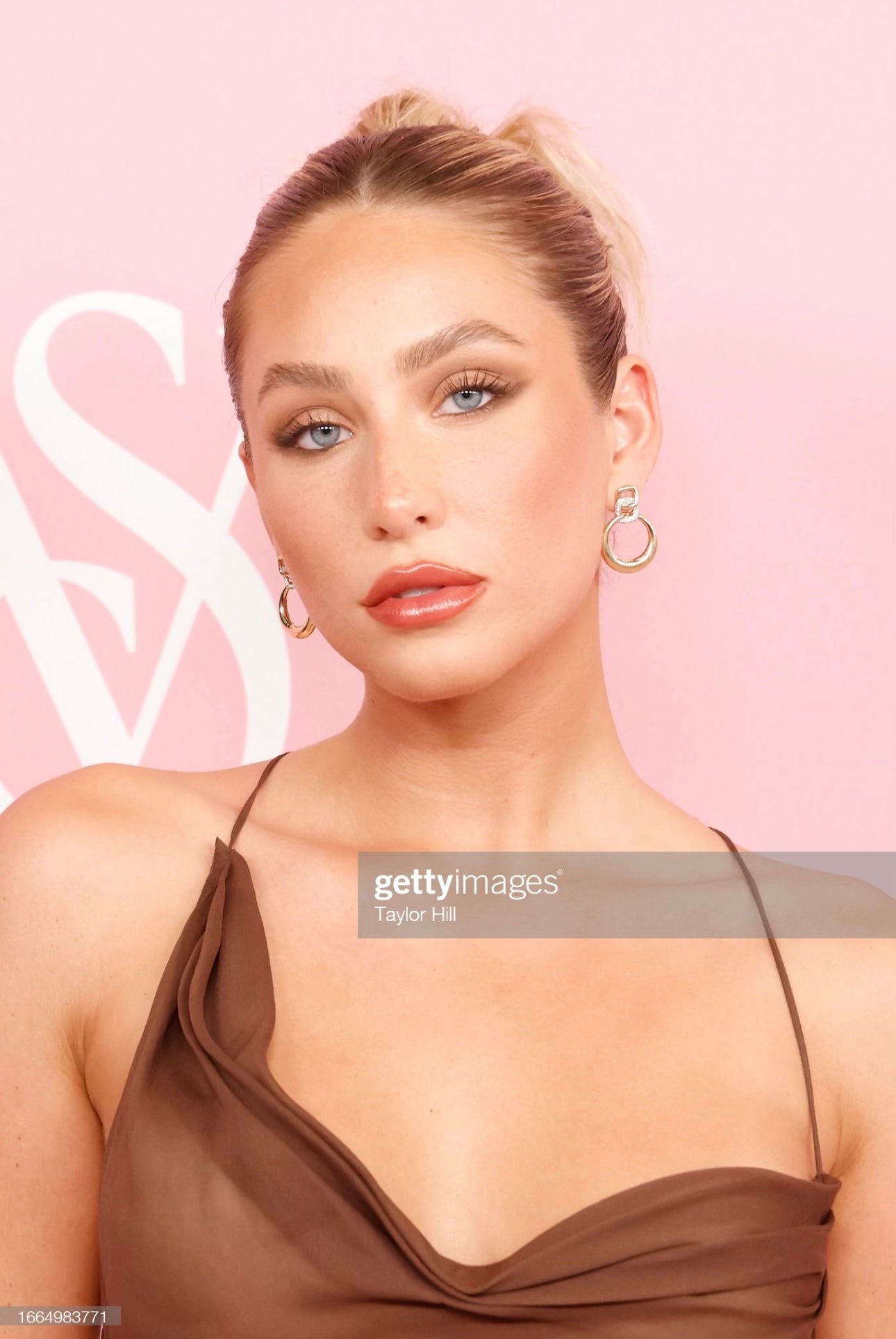 Diamond Circle Link Earrings
