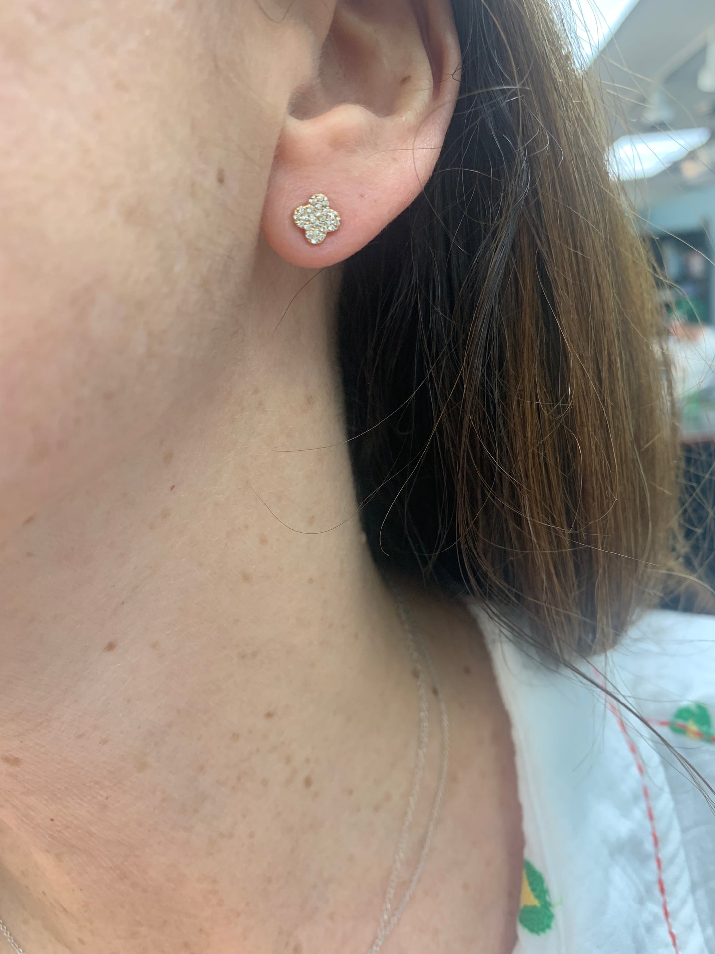 Petite Clover Diamond Earrings