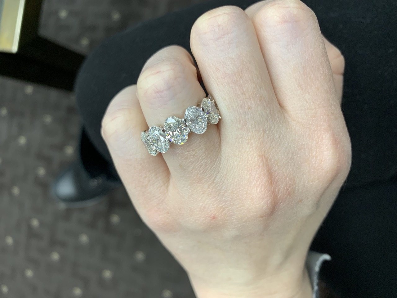 Platinum Diamond Oval Band