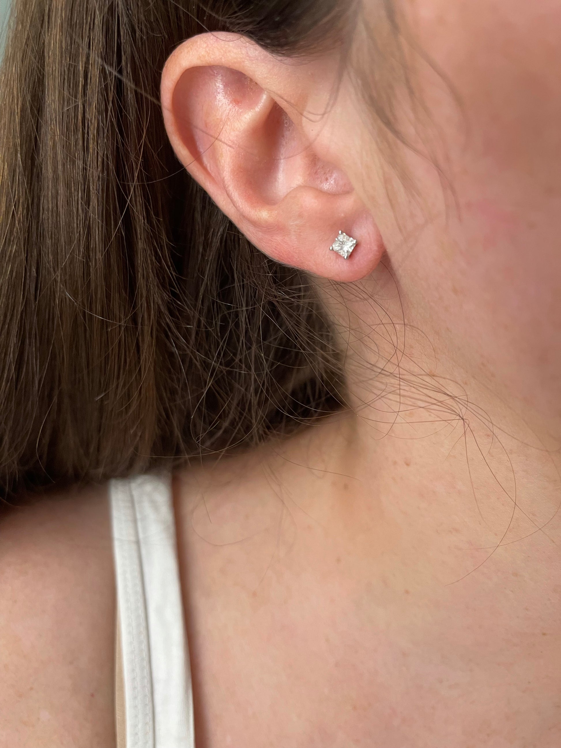 Single Cushion Cut Diamond Stud Earring 2