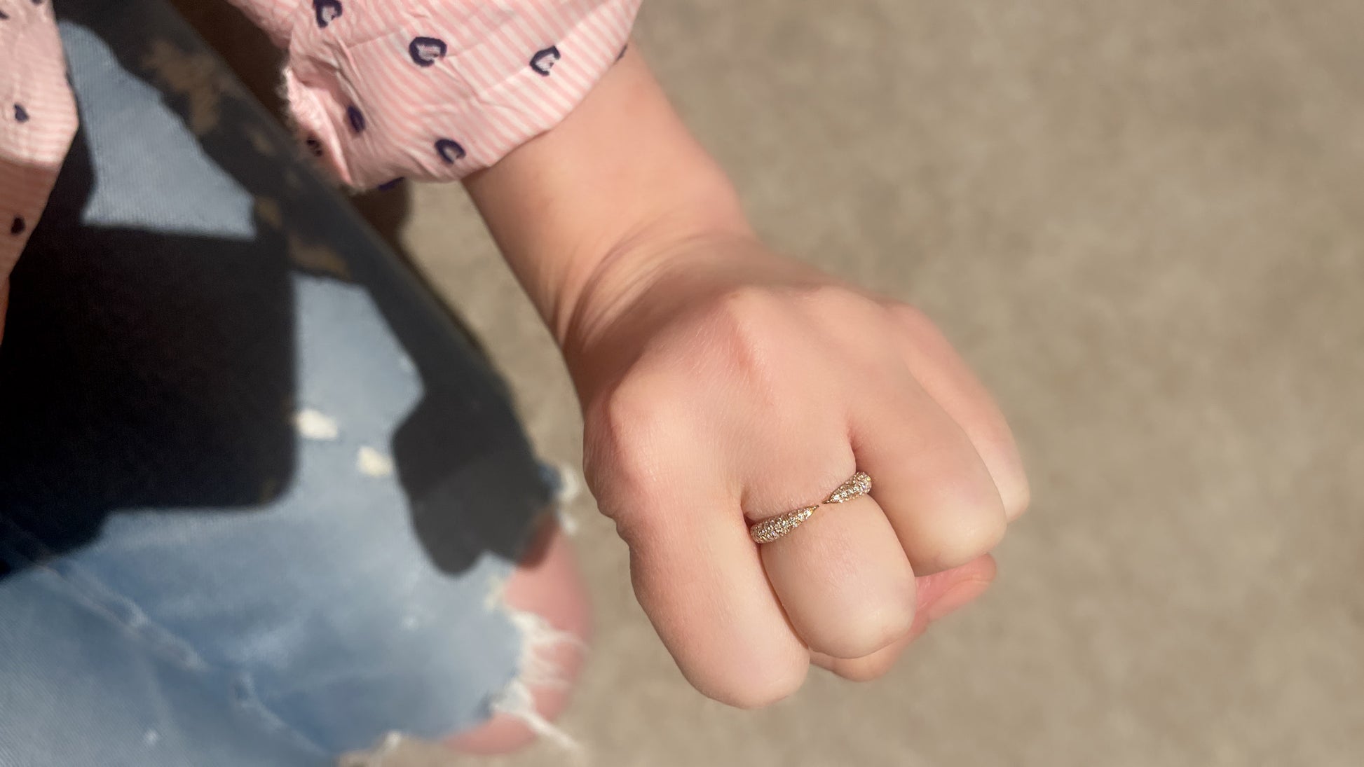 Petite Diamond Claw Ring 3