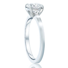 Load image into Gallery viewer, Platinum Round Diamond Solitaire Engagement Ring 2