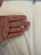 Load image into Gallery viewer, Baby NYC Cobblestone Heart Pendant 4