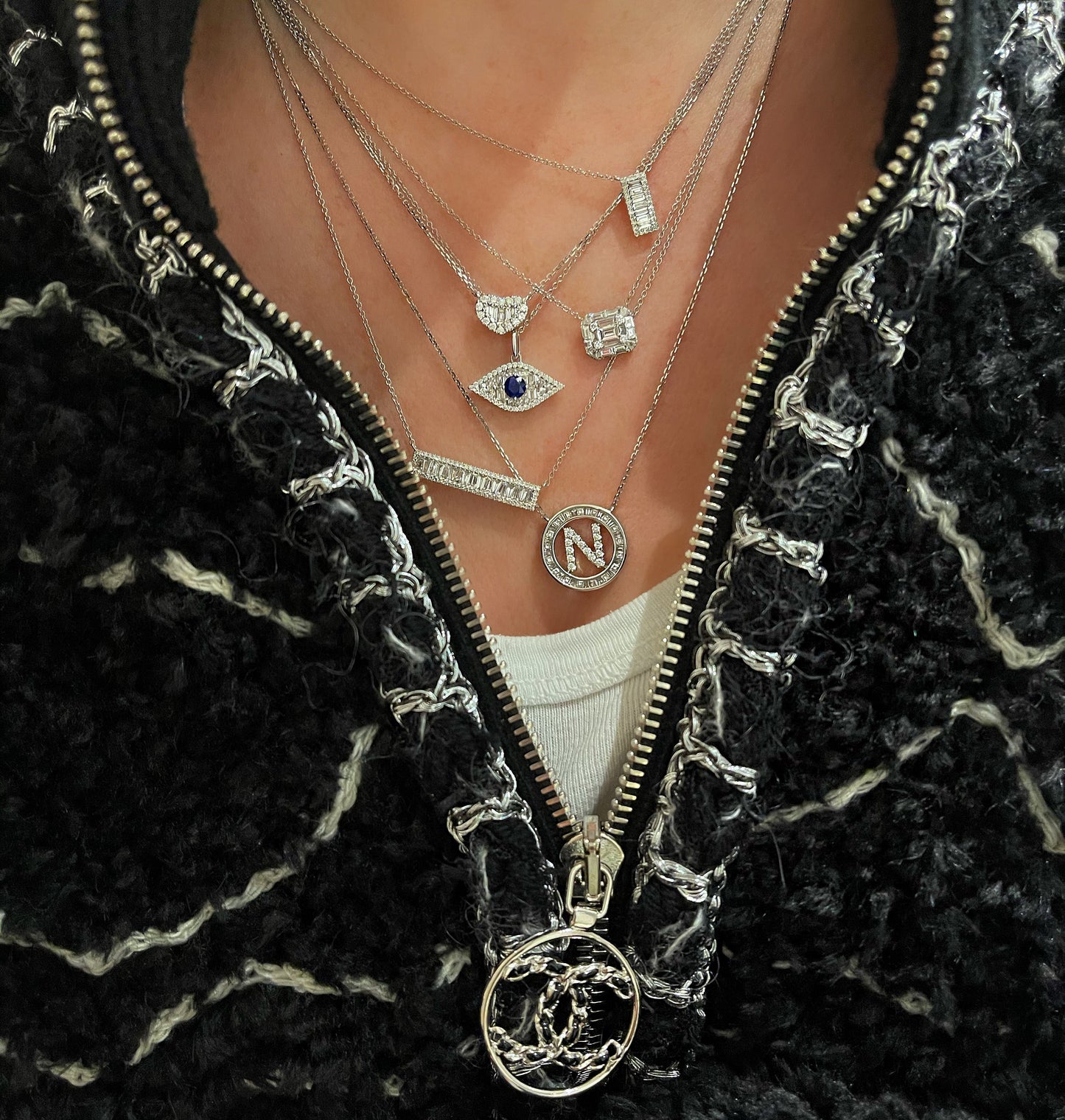 Round and Baguette Diamond Heart Pendant - 3