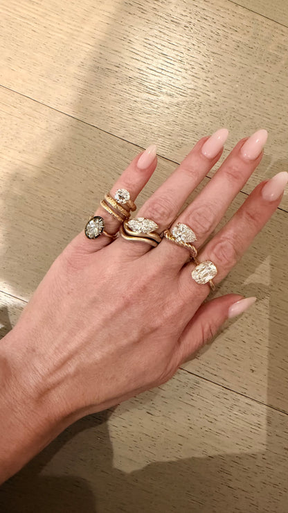 Button Back Lab Diamond Pinky Ring