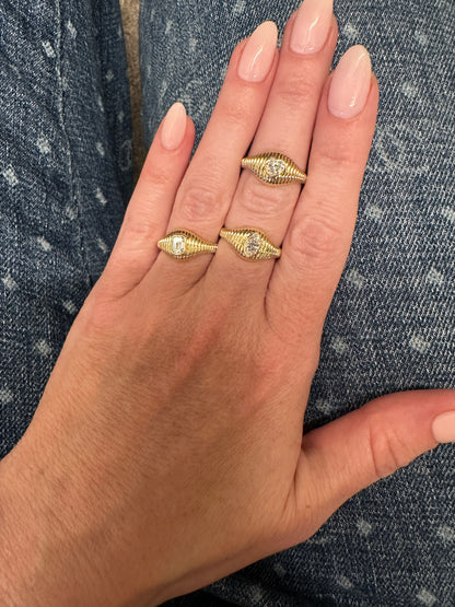 Fluted Diamond Heart Ring
