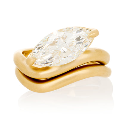 Wavy Lab Diamond Marquise Ring