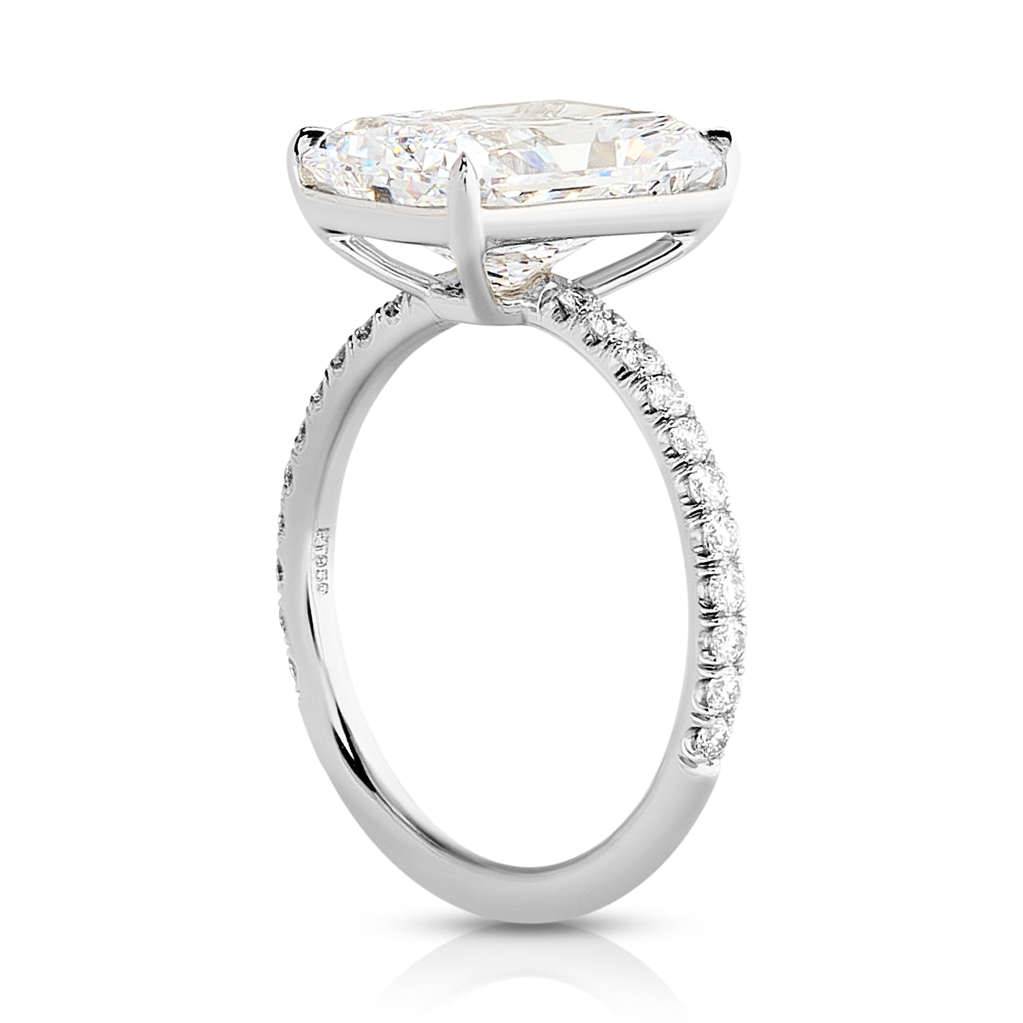 Radiant Cut Diamond Ring