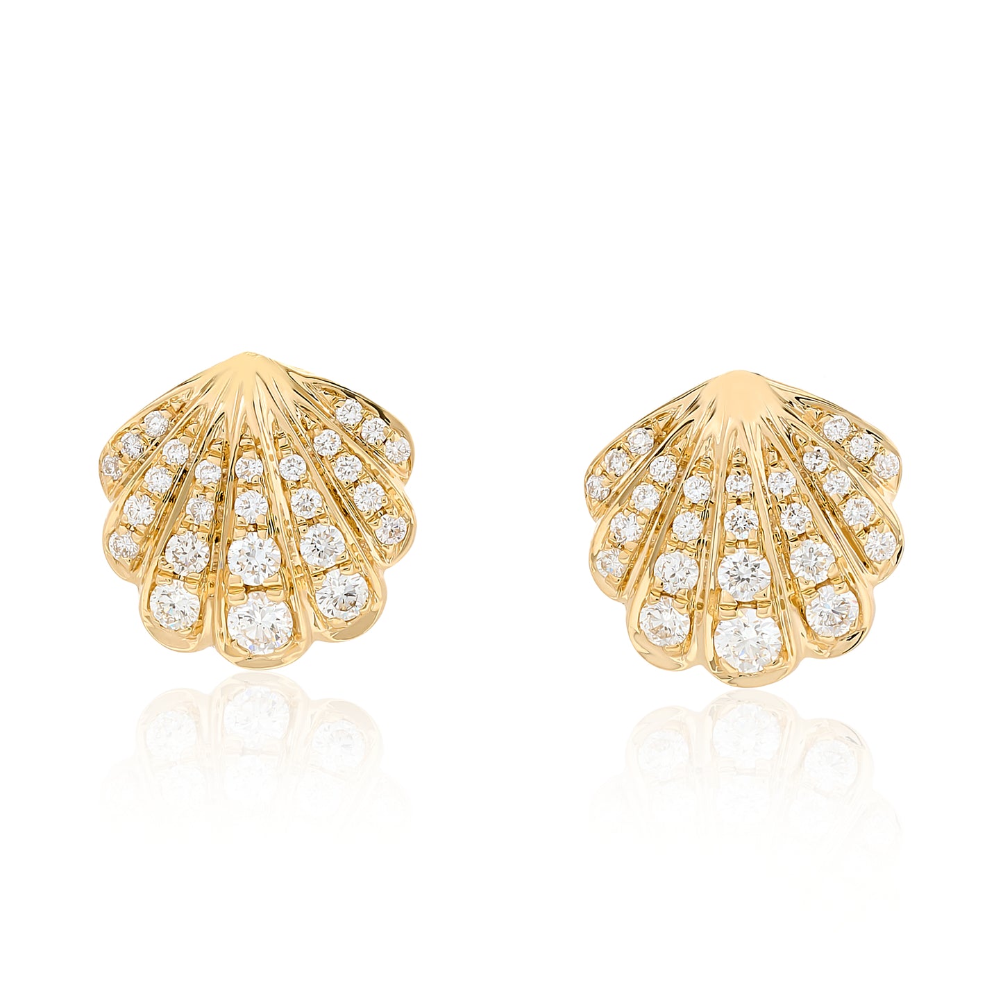 Diamond SeaShell Stud Earrings - Yellow