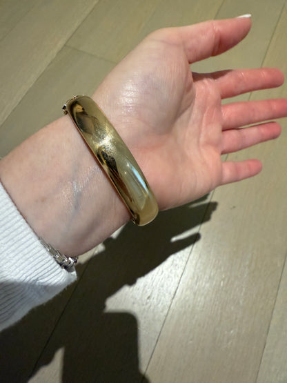 Tanzanite and Diamond Bangle