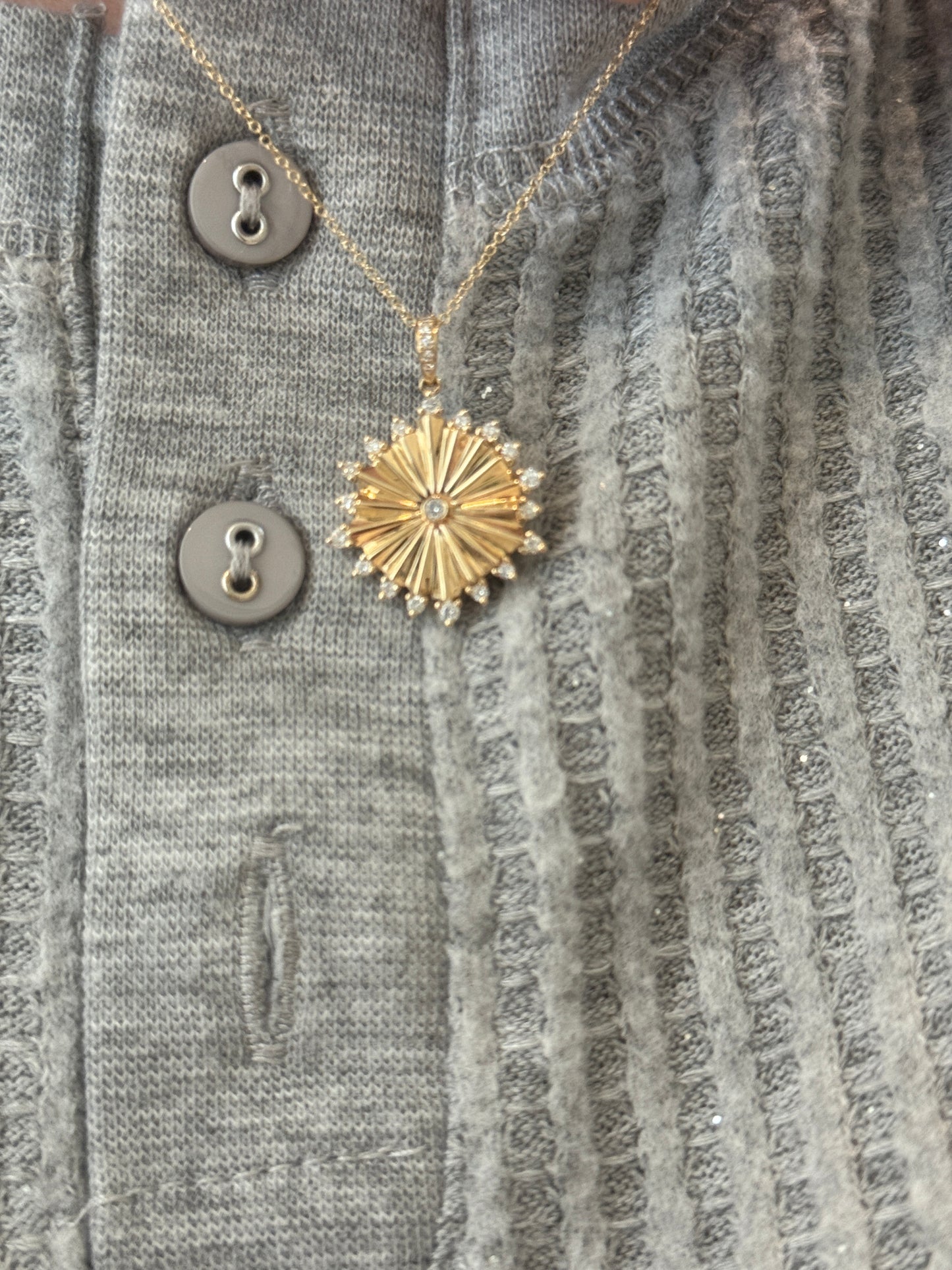 Diamond Fluted Circle Pendant