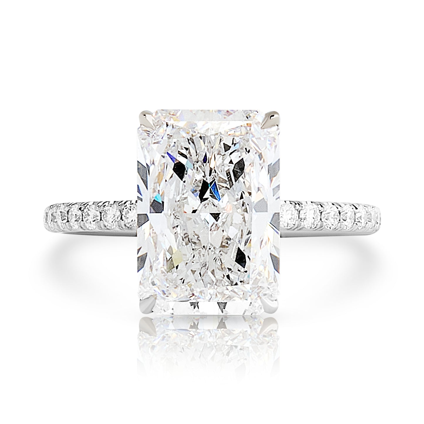 Radiant Cut Diamond Ring