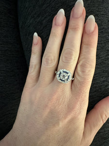European Diamond and Sapphire Ring