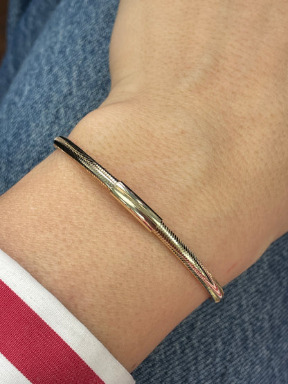 Yellow Gold Stretch Bracelet