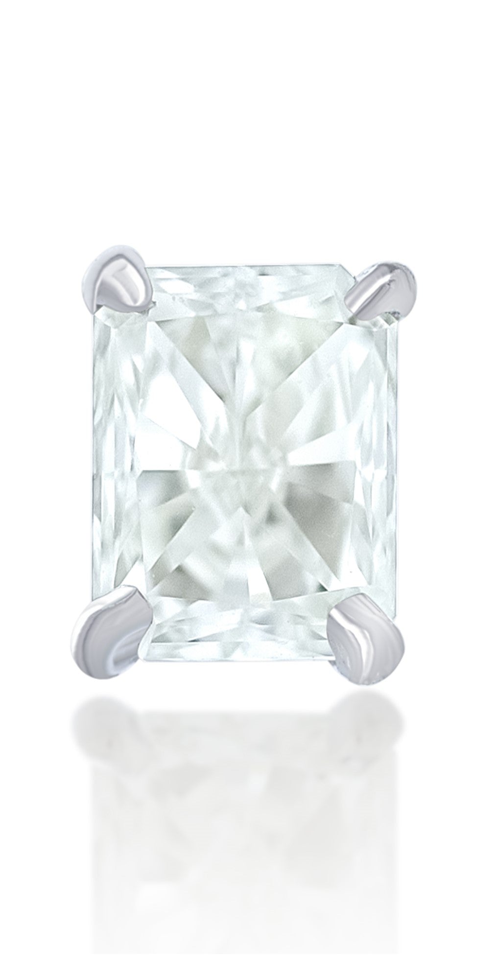 Single Radiant Cut Diamond Stud Earring