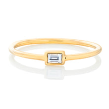 Load image into Gallery viewer, Dainty Diamond Baguette Band
