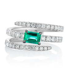 Load image into Gallery viewer, Bezel Set Emerald Cut Diamond Bracelet