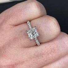 Load image into Gallery viewer, Platinum Princess Cut Diamond Engagement Ring 5