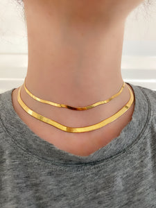 Yellow Gold 3mm Wide herringbone Chain Necklace 2