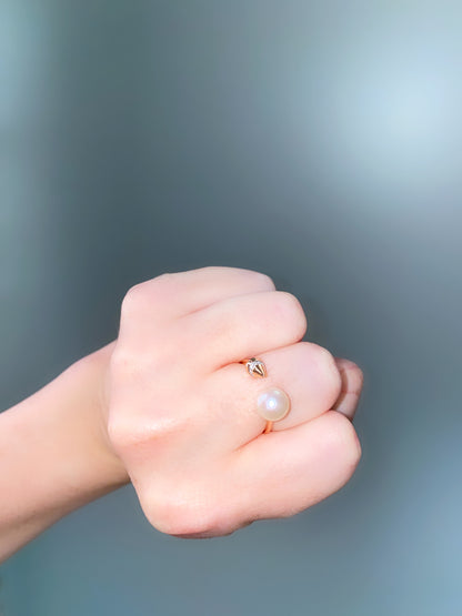 Pearl and Diamond Ring 2